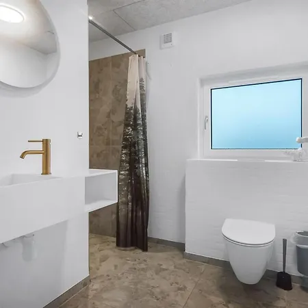 Hana - 800m From The Sea By Interhome